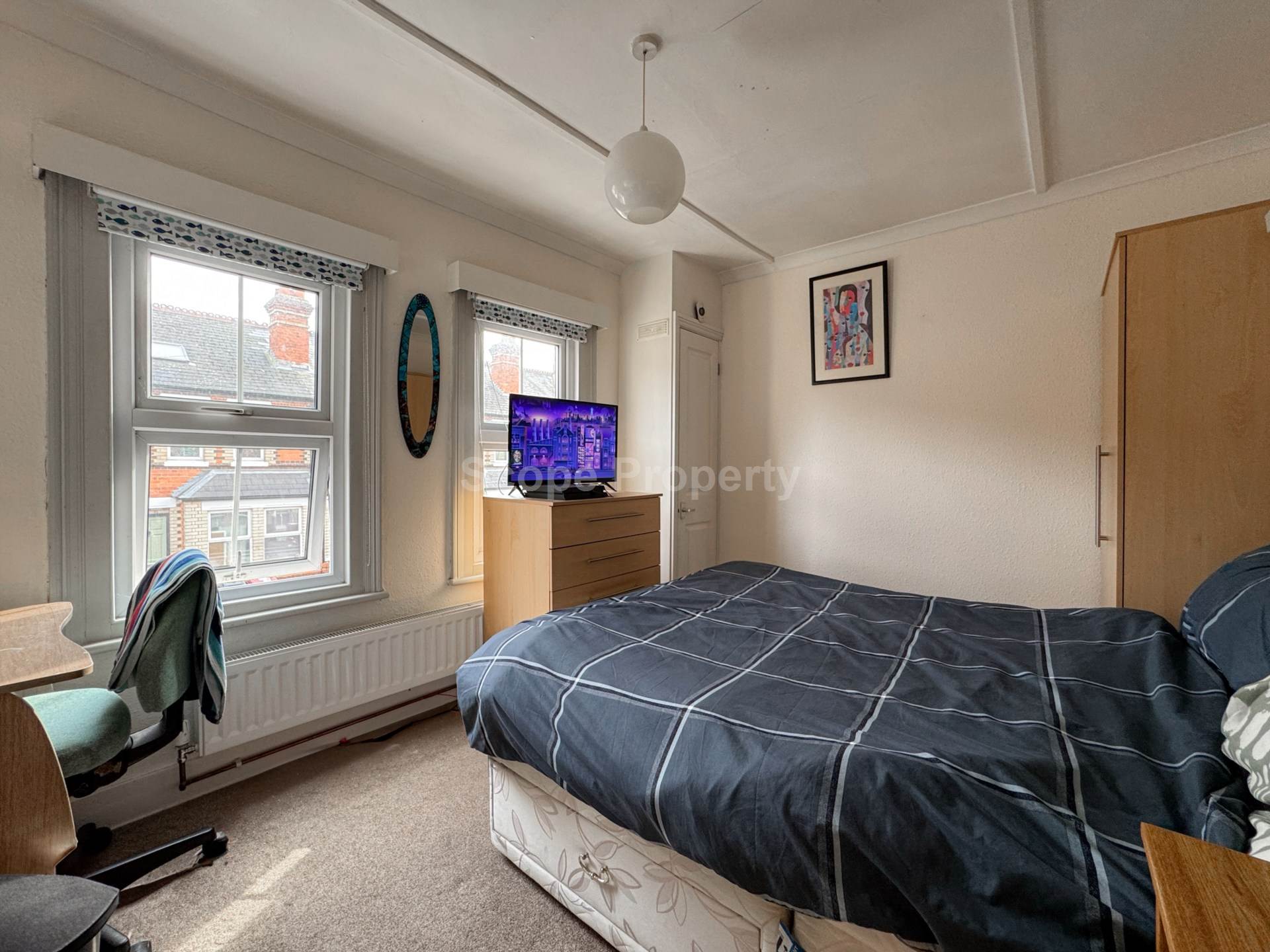 Pitcroft Avenue, Reading, Image 7