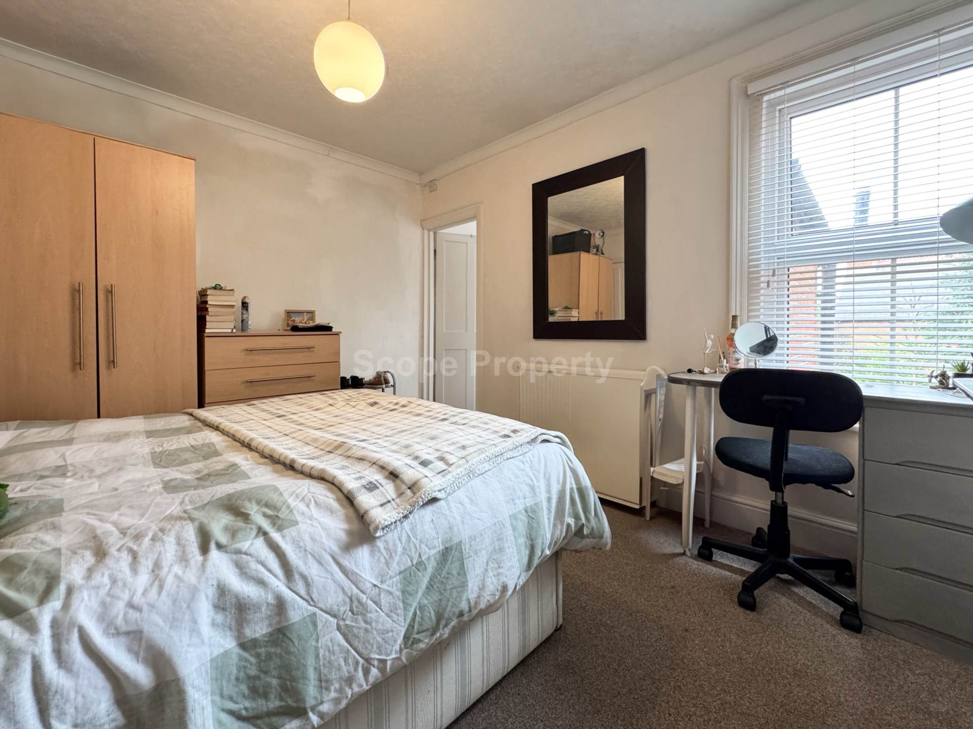Pitcroft Avenue, Reading, Image 8