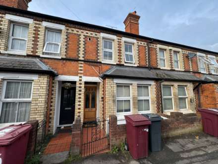 Pitcroft Avenue, Reading, Image 2