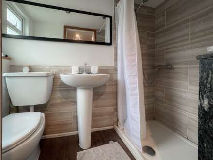 Blenheim Gardens, Reading, RG1 5QG, Image 10