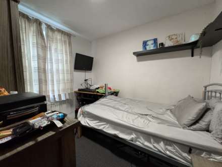 Blenheim Gardens, Reading, RG1 5QG, Image 6