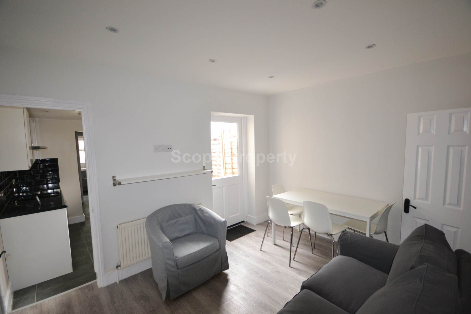 Cardigan Road, Reading, Image 1