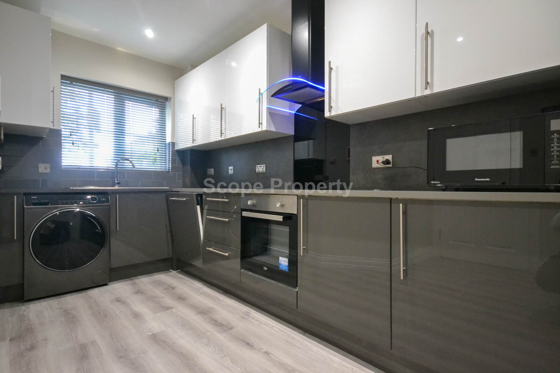 Cintra Close, Reading, RG2 7AL, Image 1