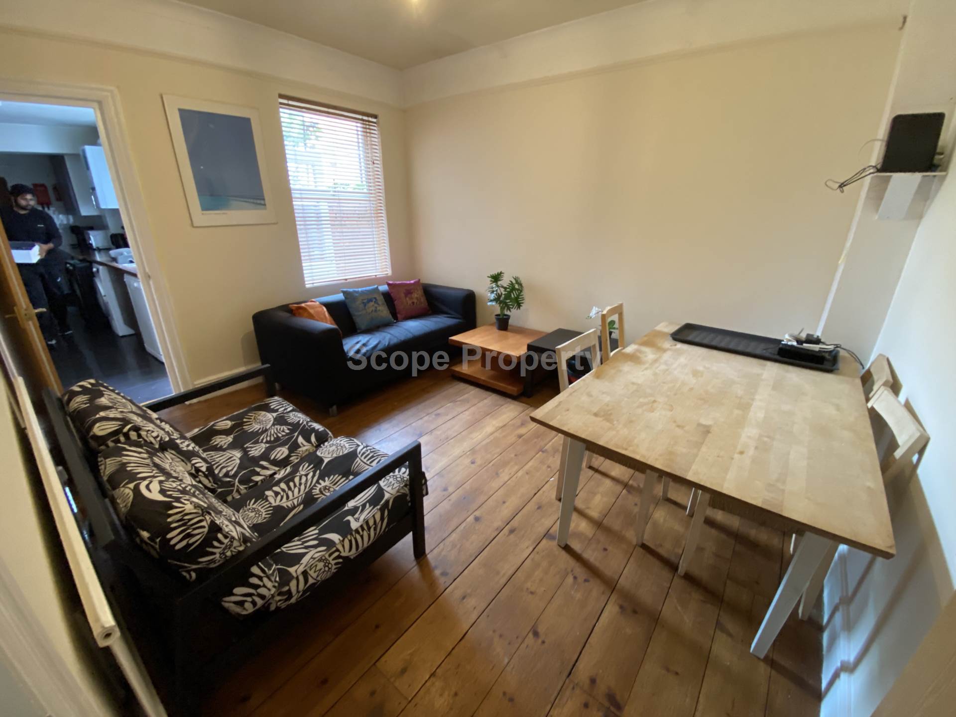 Bishops Road, Reading, RG6 1NP, Image 3