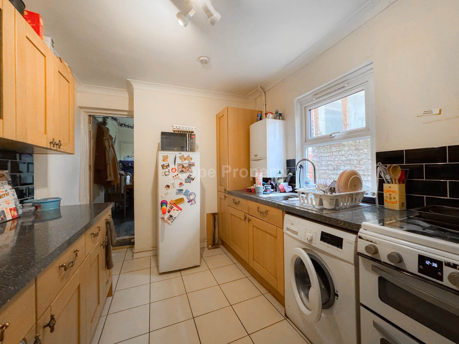 Liverpool Road, Reading, Image 4
