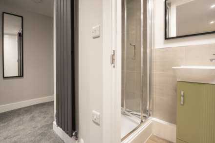 St Johns Road, Reading, RG1 4EB, Image 17