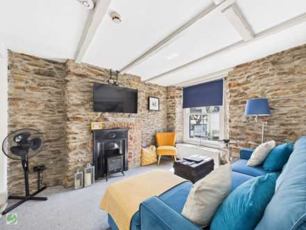 Princes Square, West Looe, Image 2