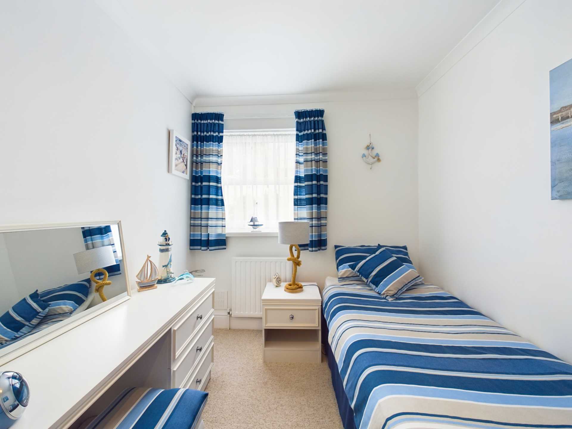 Marine Drive, Looe, Image 12