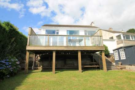 Meadway, East Looe, Image 3