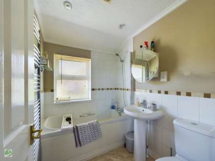 Oaklands Park, Polperro Road, Looe, Image 9