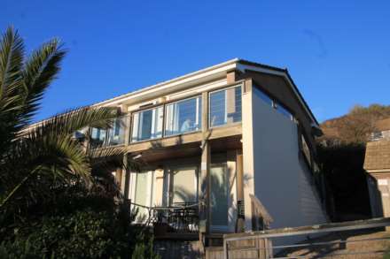 2 Bedroom Apartment, Trerieve, Downderry
