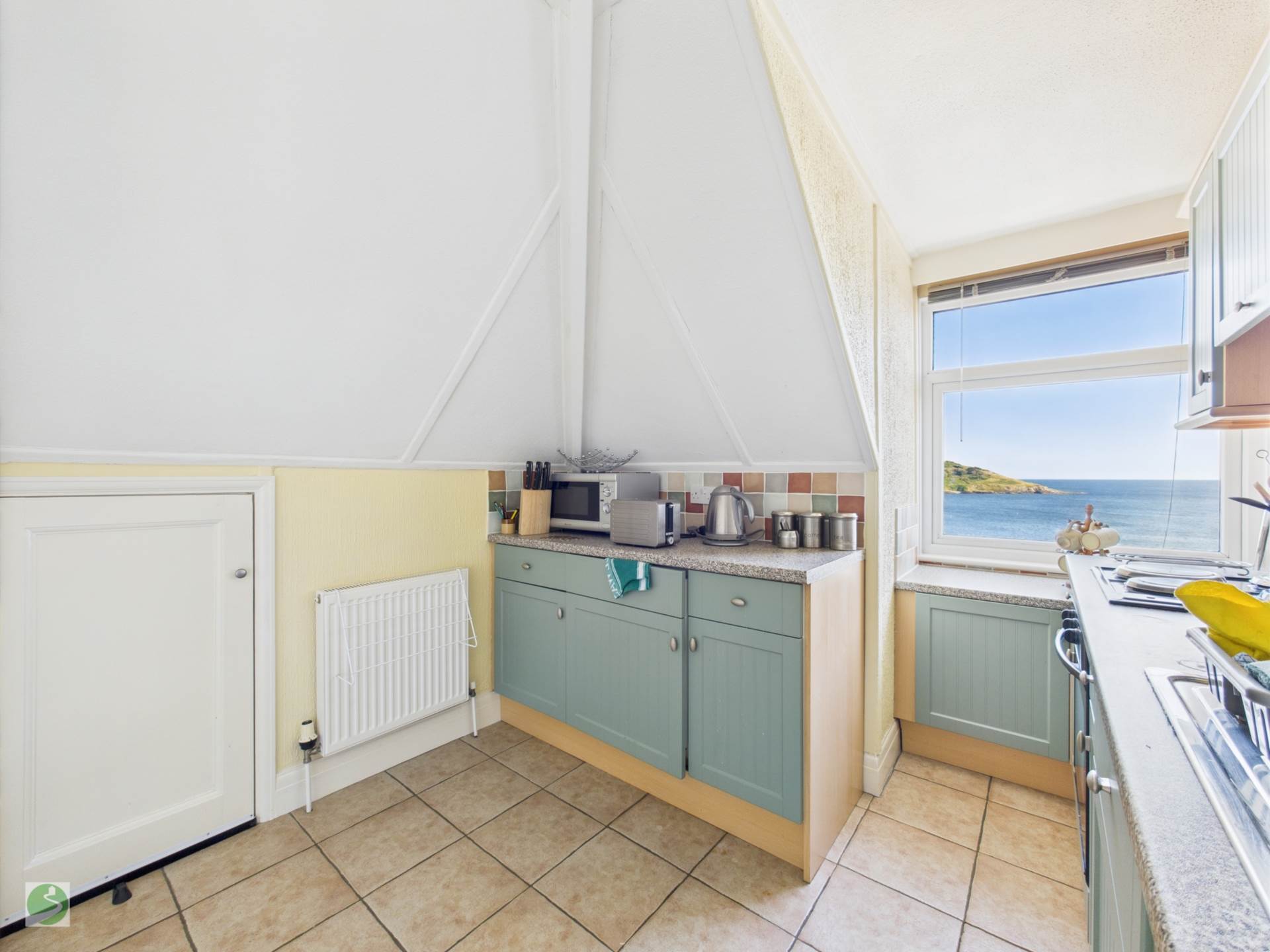 Marine Drive, West Looe, Image 12