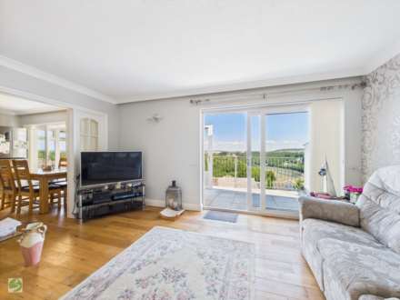 Penarth, West Looe, Image 2