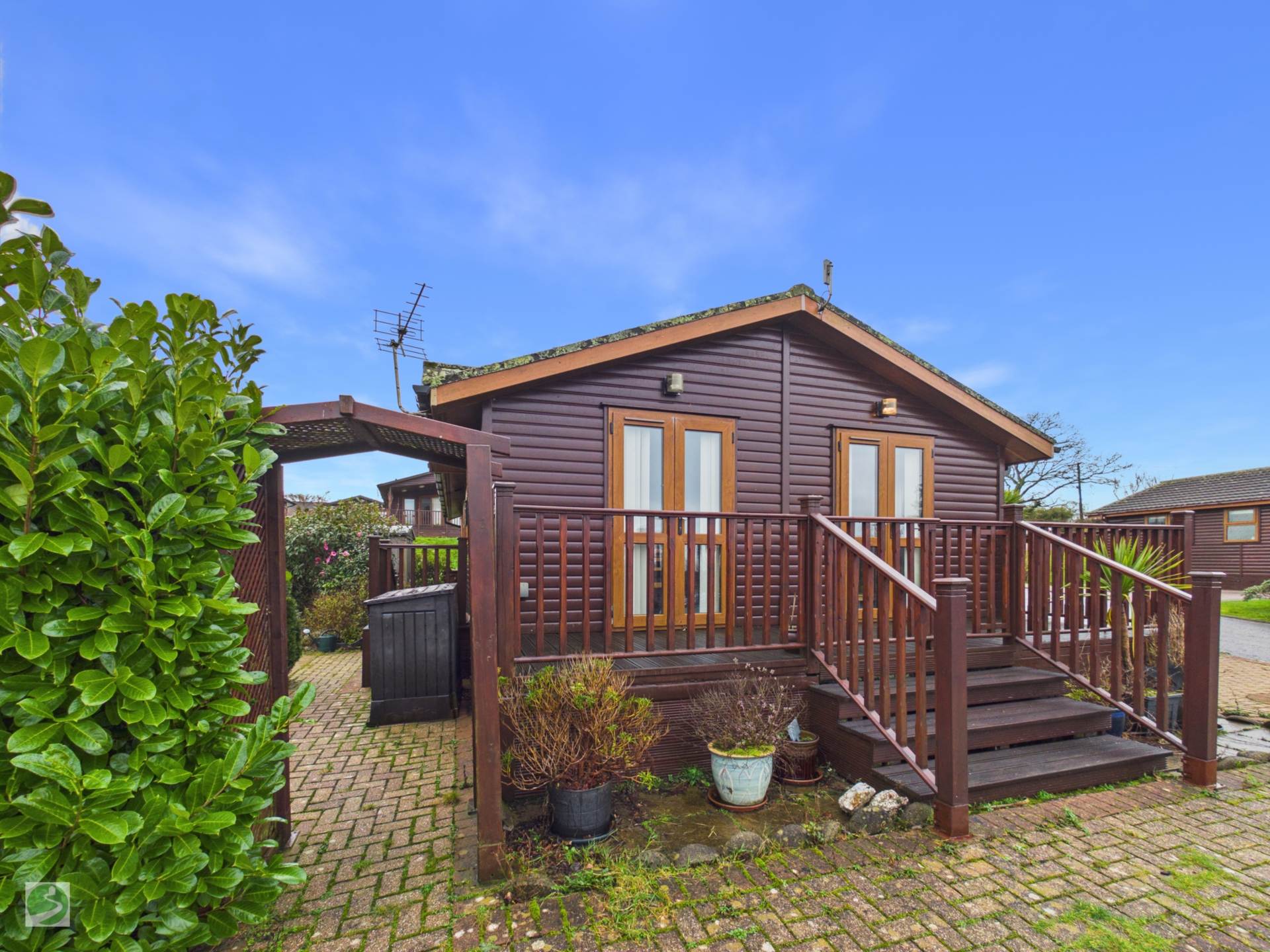 Acorn View, Oaklands Park, Image 1