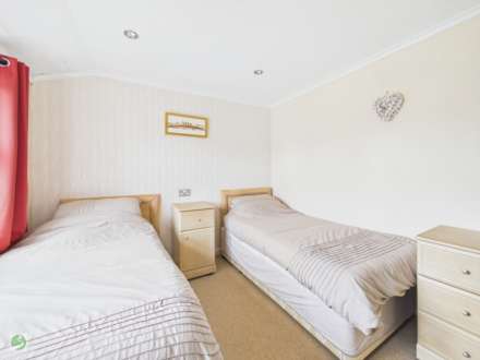 Acorn View, Oaklands Park, Image 14