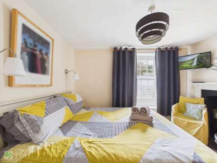 New Cottage, West Looe, Image 11