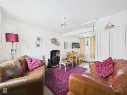New Cottage, West Looe, Image 2