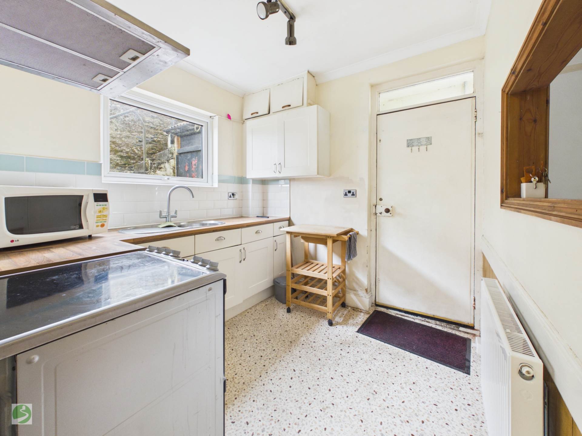 Beech Terrace, West Looe, Image 12