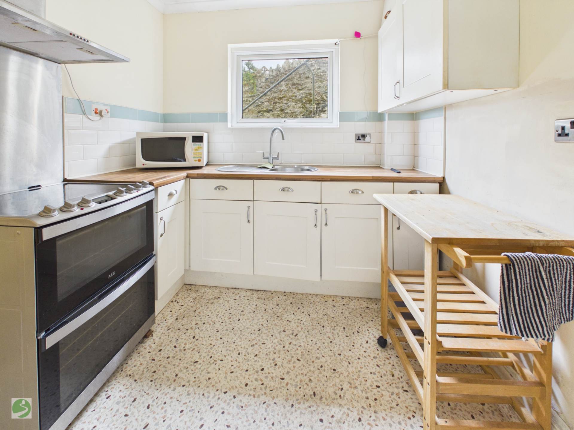 Beech Terrace, West Looe, Image 4
