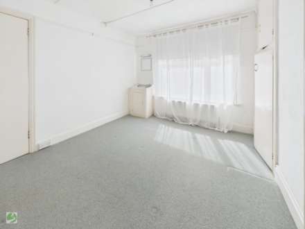 Beech Terrace, West Looe, Image 9