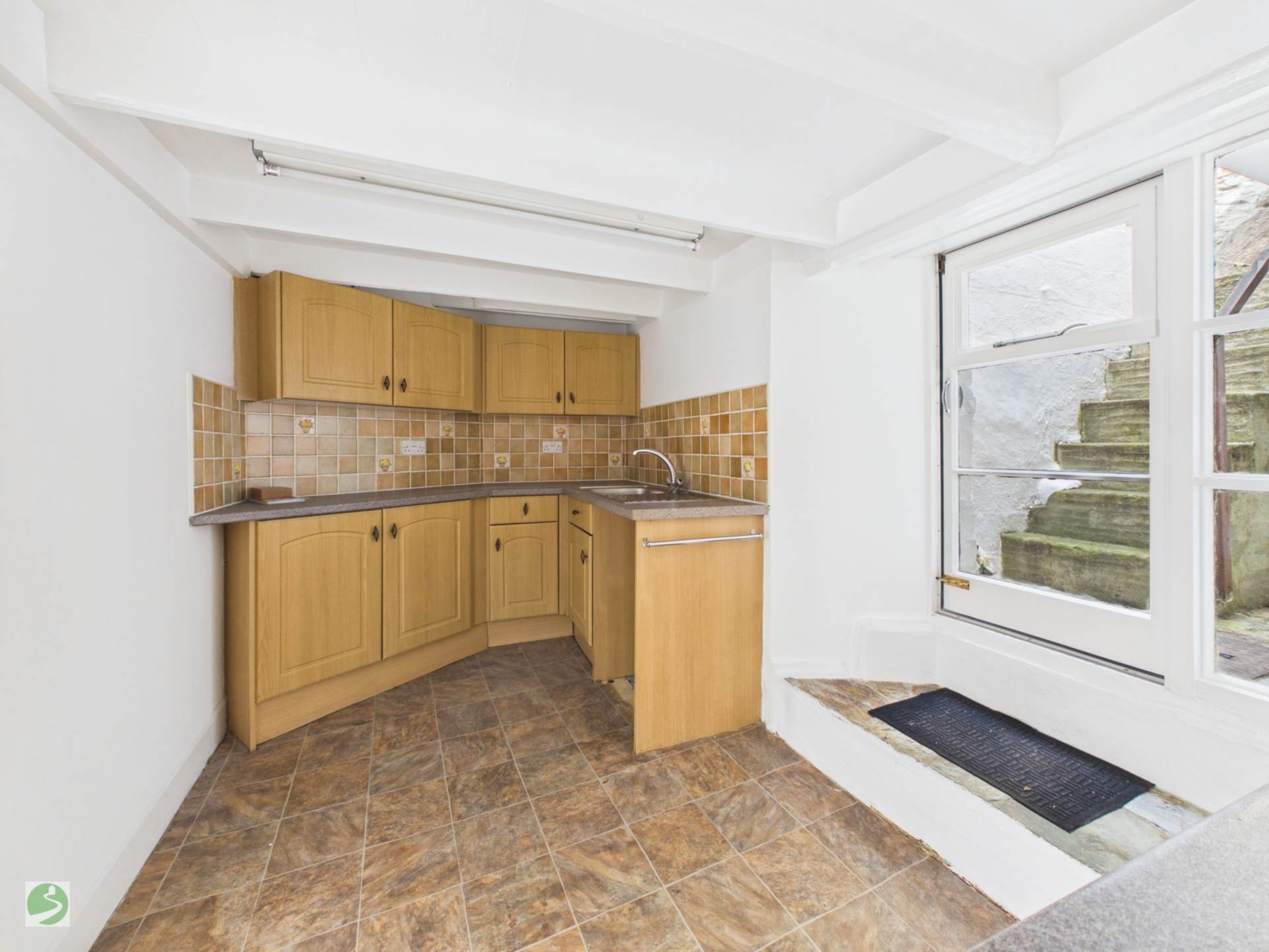 The Coombes, Polperro, Image 4