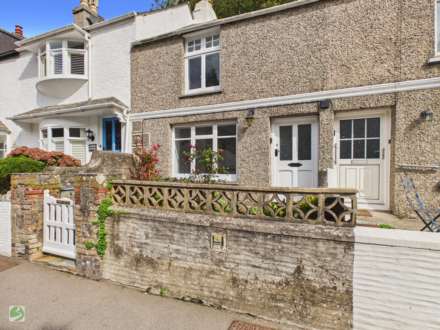 The Coombes, Polperro, Image 1