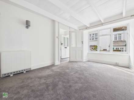 The Coombes, Polperro, Image 9