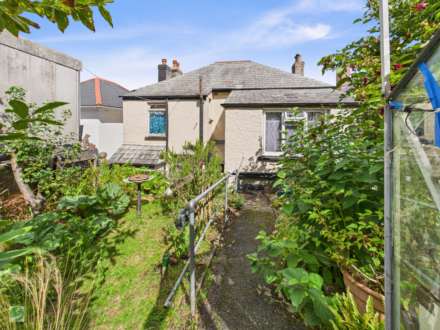 Downs Road, West Looe, Image 17