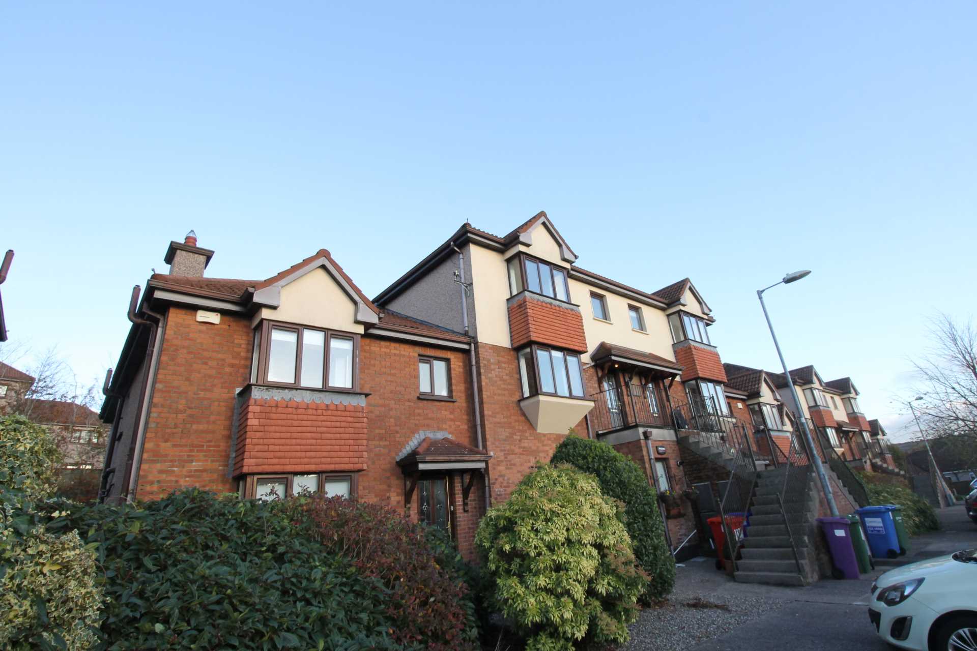 Nutgrove Mews, Maryborough Woods, Douglas