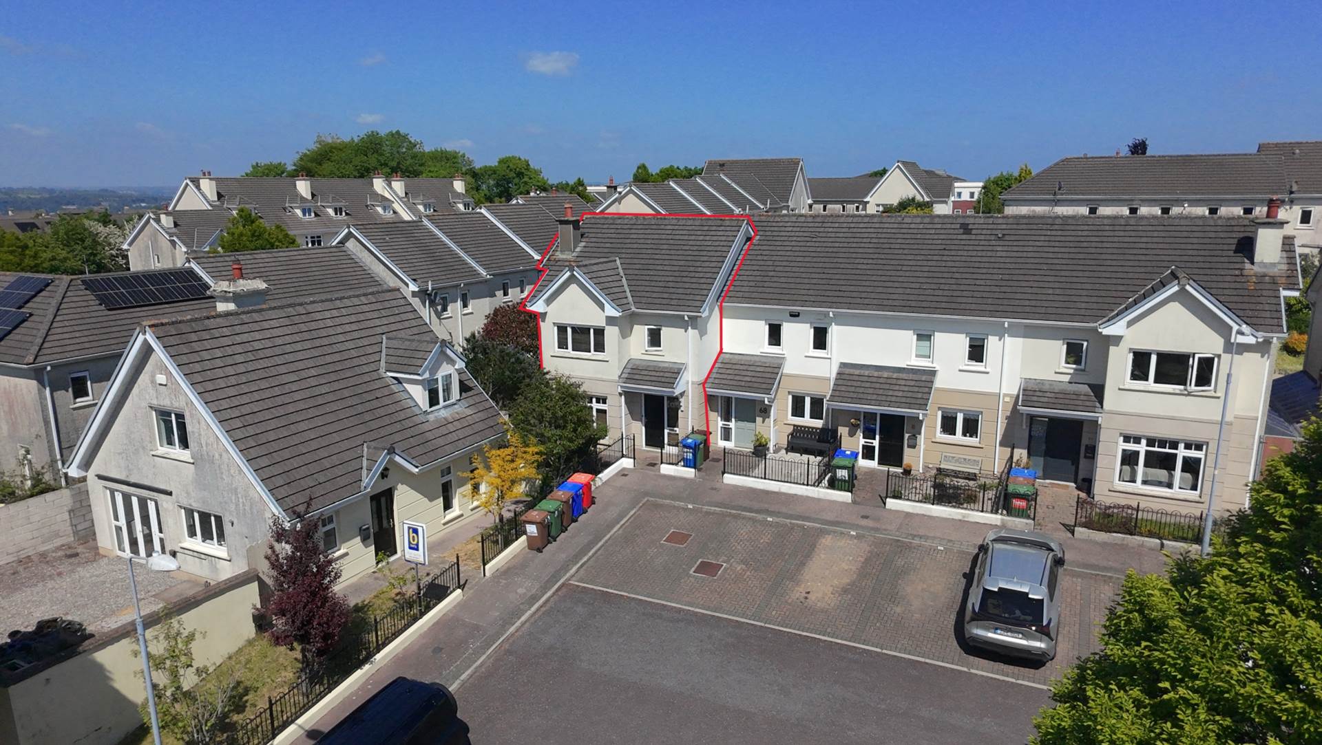 Mount Oval Village, Rochestown