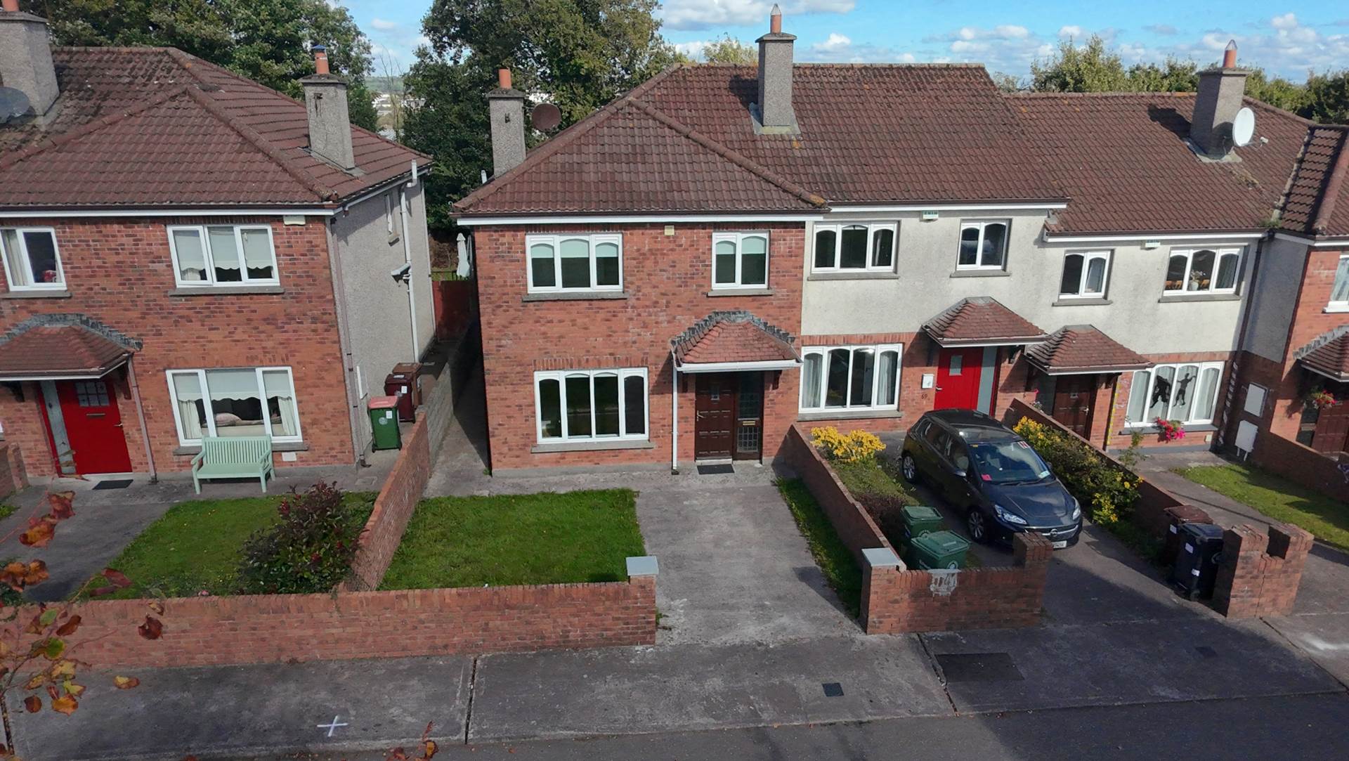 Sarsfield Road, Wilton