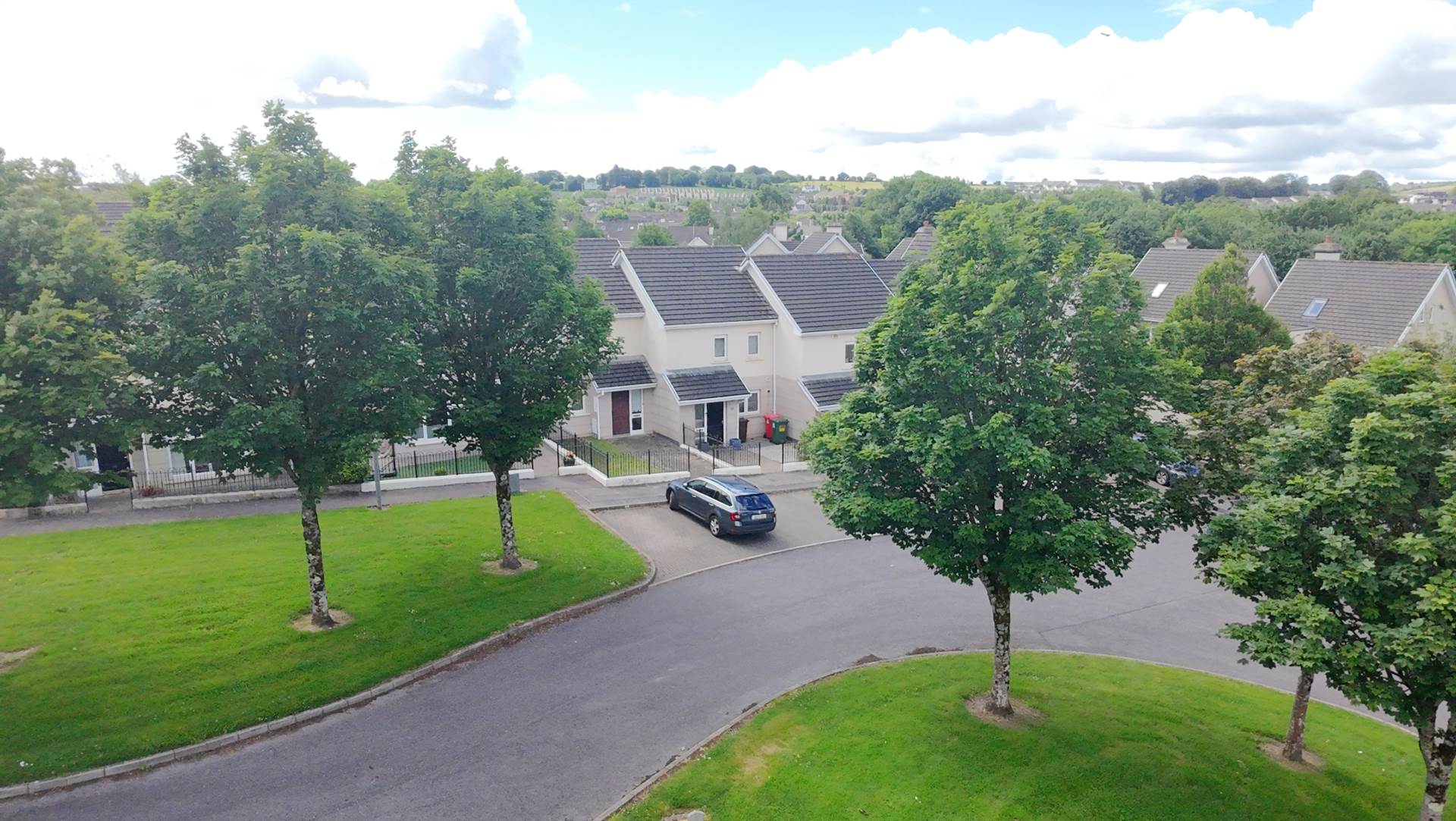 Mount Oval Village, Rochestown