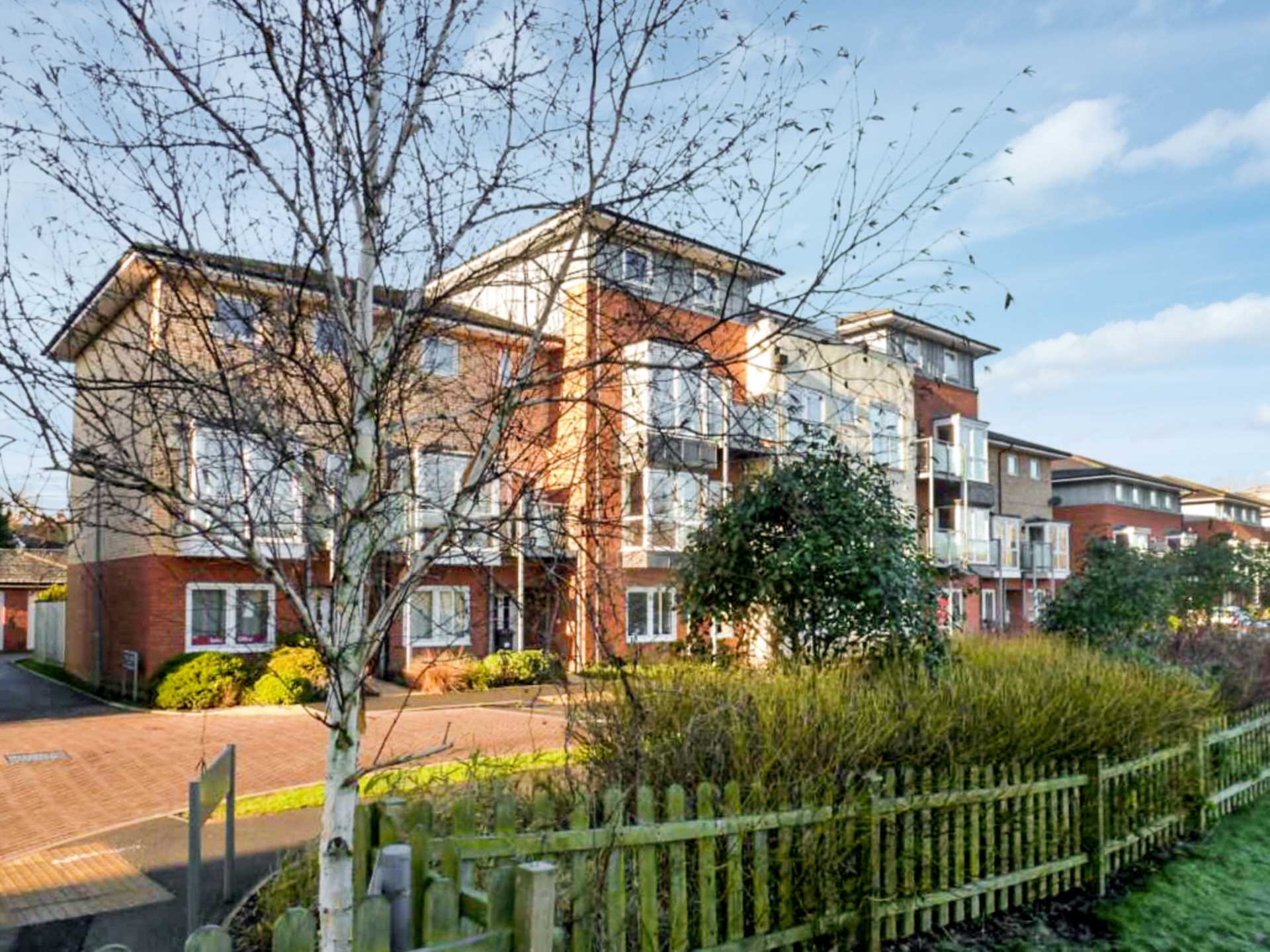 Trent Place, Warwick, CV34, Image 1