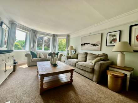 Milton Road, Shipton Under Wychwood, Image 3