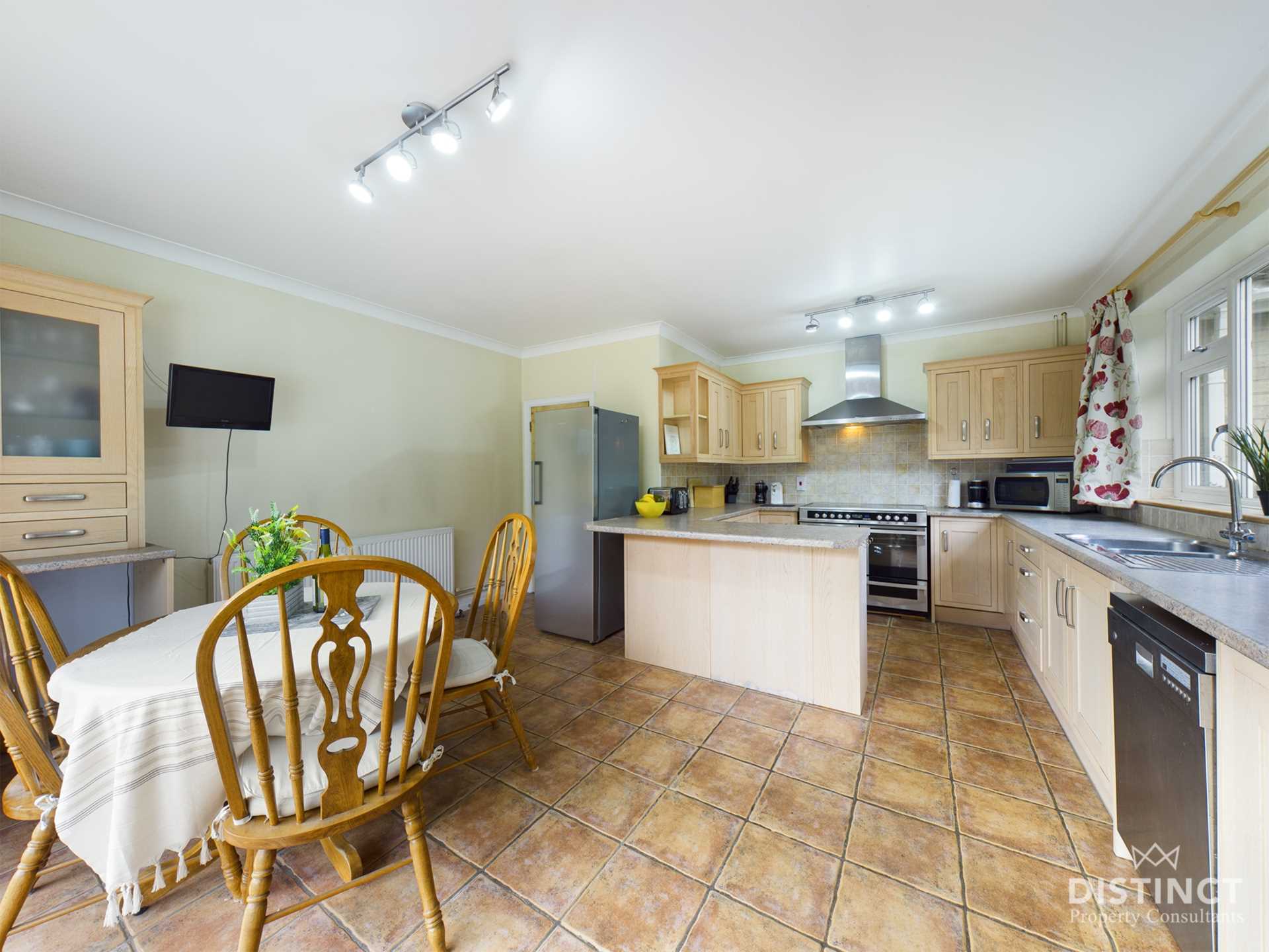 Wisbech Road, Thorney, Image 7