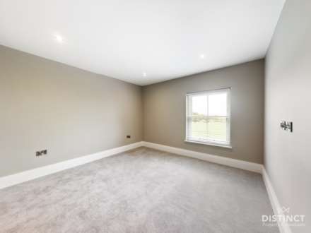 Flat 9 Riverview, 11 Windrush Heights, Near Burford, Image 7