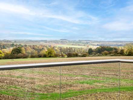 Riverview, 11 Windrush Heights,  Burford, Image 24