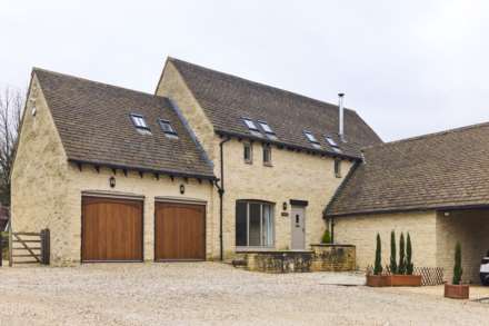 5 Bedroom Detached, Whiteshoot Hill, Bourton On The Water