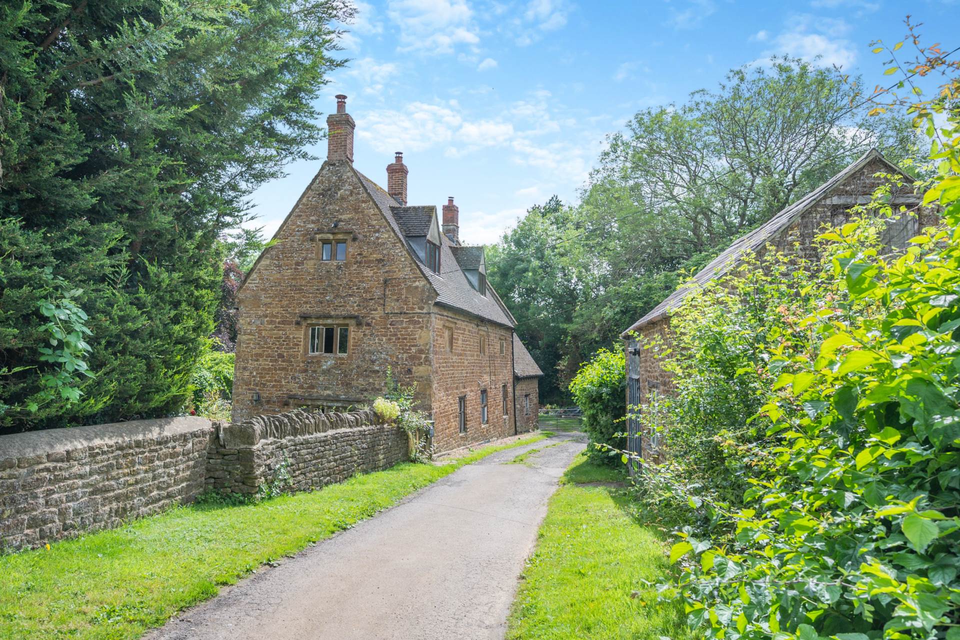 Glovers Lane, Middleton Cheney, Image 2