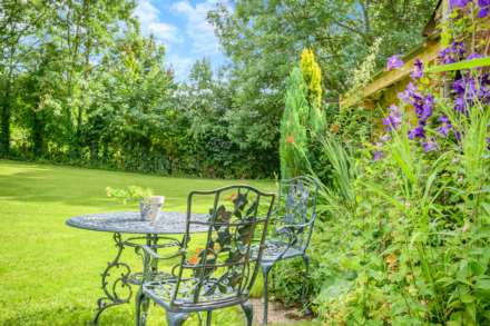 Glovers Lane, Middleton Cheney, Image 24