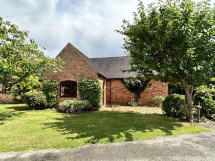 Property For Rent Grange Cottages, Snowford Hill, Long Itchington, Southam