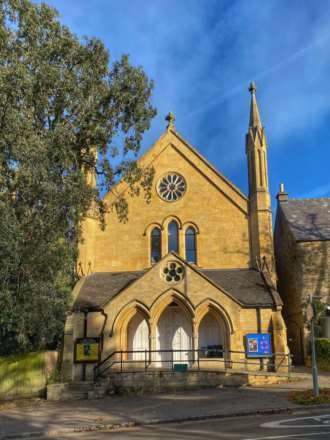 The Old Chapel, Chipping Norton, Image 2