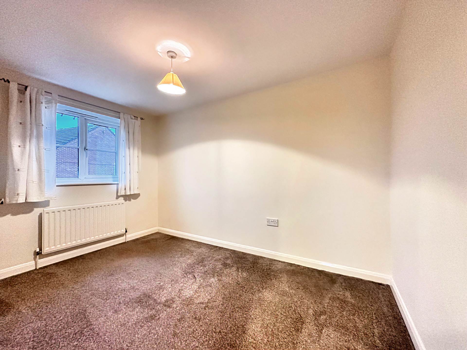 Justice Close, Whitnash, Image 6