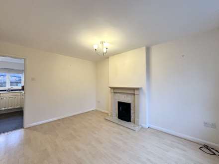 Justice Close, Whitnash, Image 2