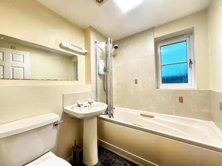 Justice Close, Whitnash, Image 7