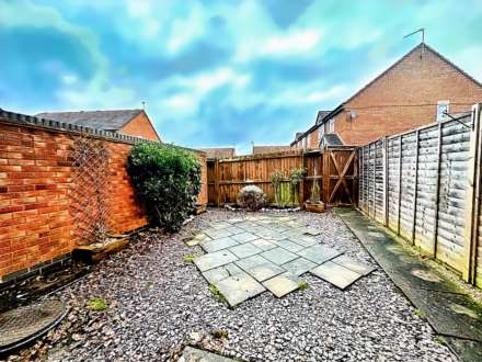 Justice Close, Whitnash, Image 9