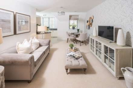 Hawkesbury Place, Fosseway, Stow-On-The-Wold, Image 2