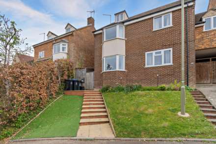 Pearce Drive, Chipping Norton