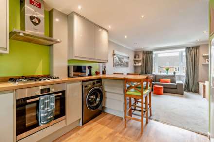Pearce Drive, Chipping Norton, Image 4