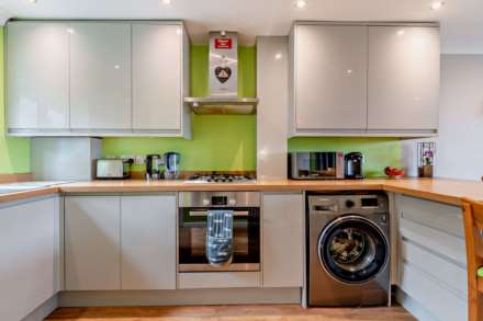 Pearce Drive, Chipping Norton, Image 5